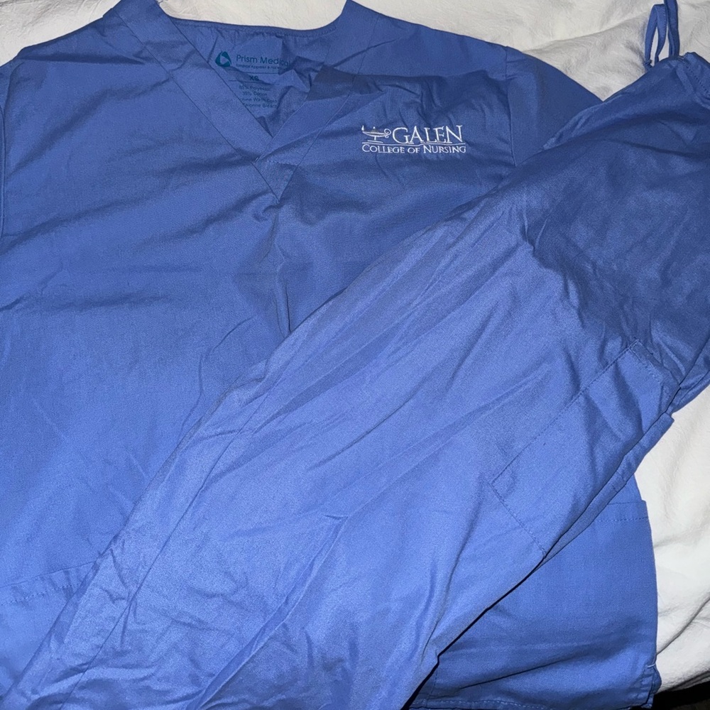 galen scrubs